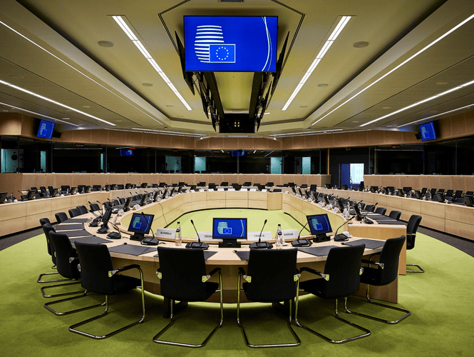 Conference & Meeting Rooms Displays for office, conference and meeting rooms